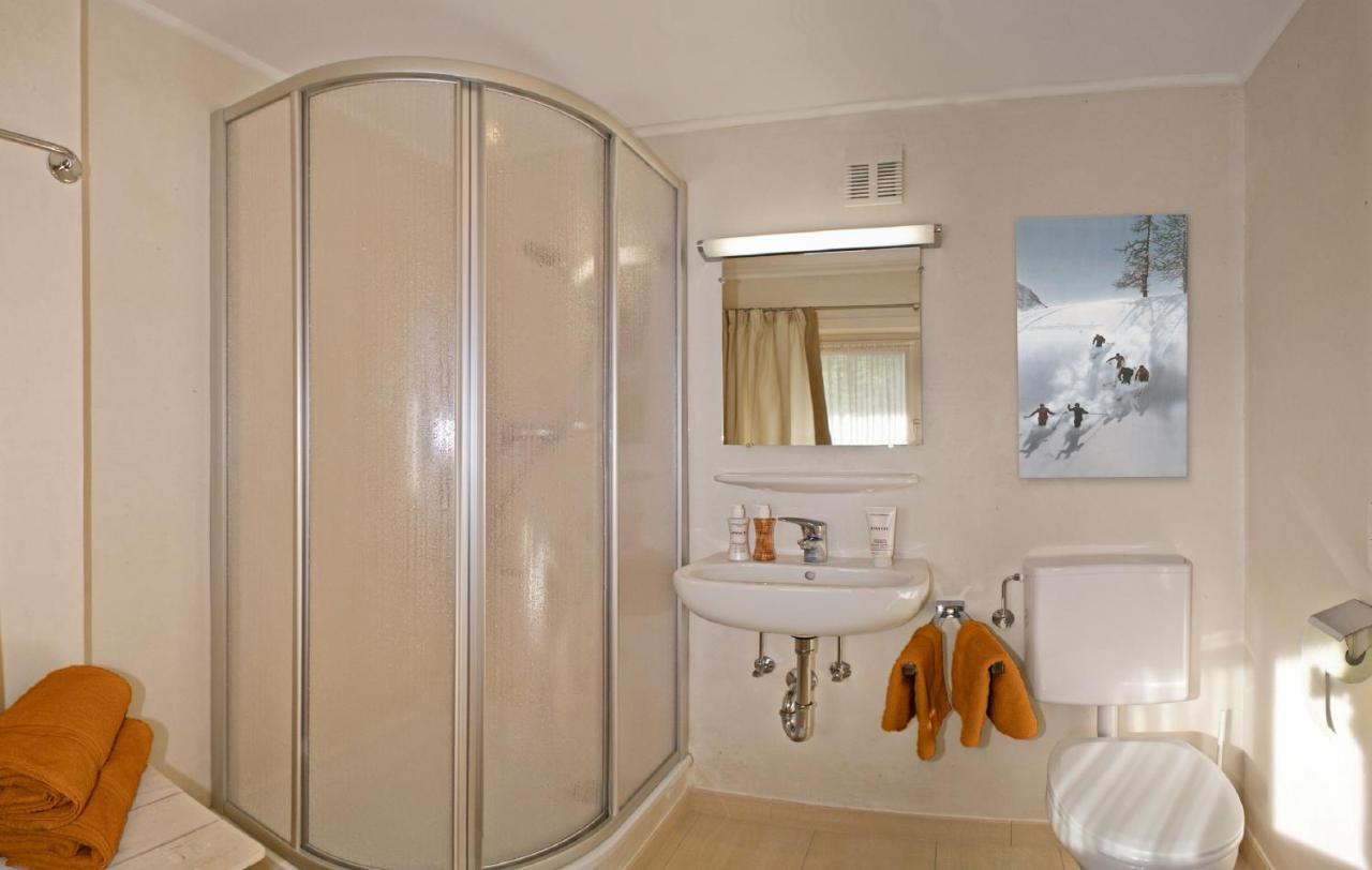 Appartements Erwin & Eleonore Huettl I Neukirchen am Großvenediger Chambre photo